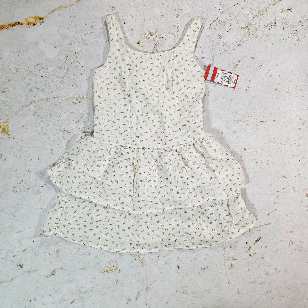 NWT Cat & Jack Girls Floral Tiered Dress Size S 6/7 Cream Smocked $25 Retail